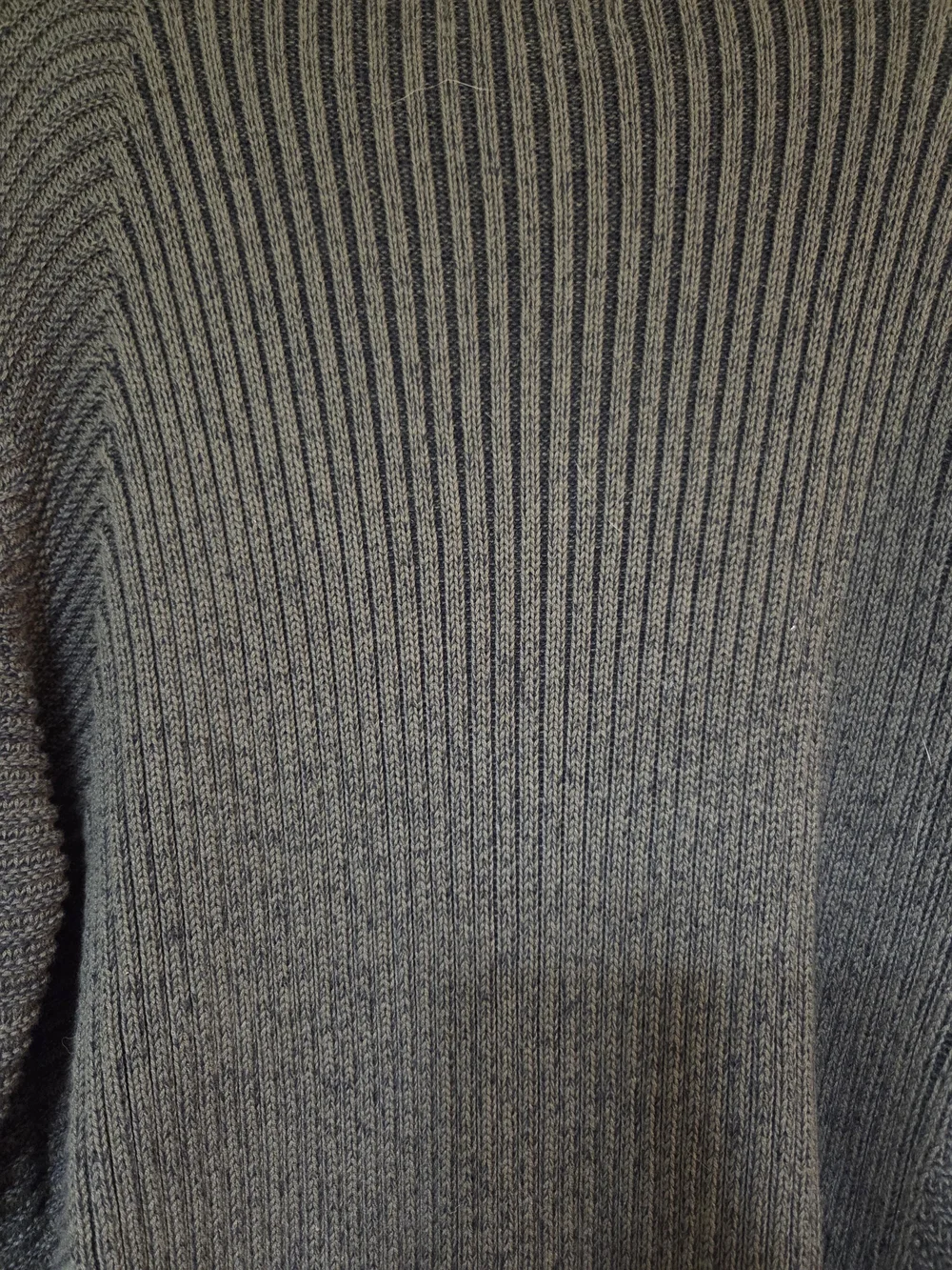 Dark Black By Projerk Raw  Men's Half-Zip Ribbed Sweater - Dark Green